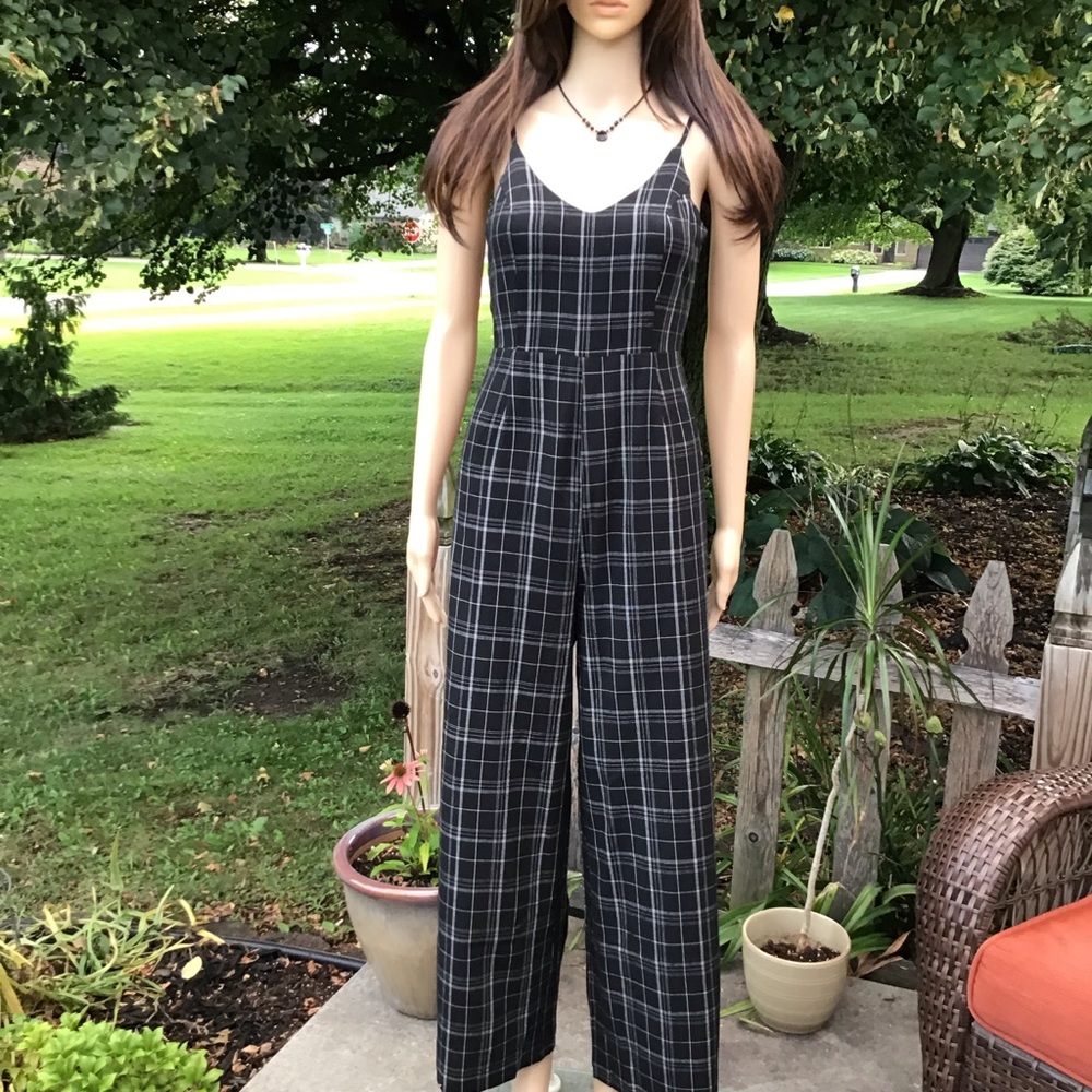 TARTAN LINED JUMPSUIT WIDE LEG ADJUSTABLE  BOW IN BACK - Picture 9 of 10